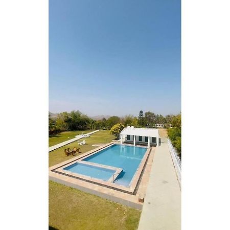 Raj Retreat Villa Nāi エクステリア 写真
