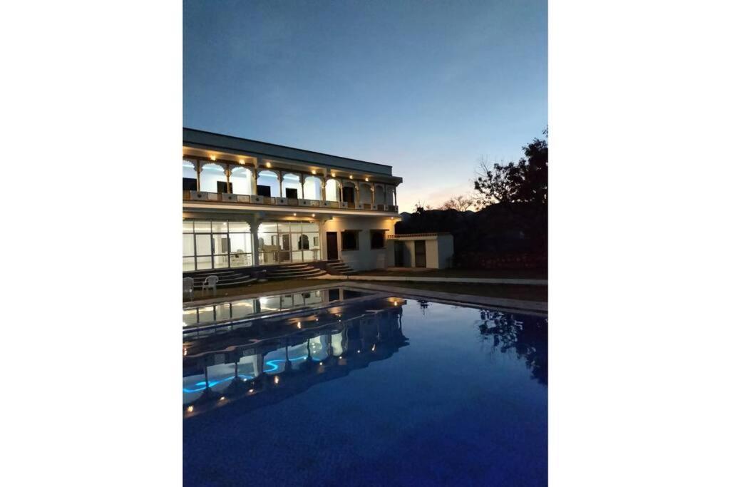 Raj Retreat Villa Nāi エクステリア 写真